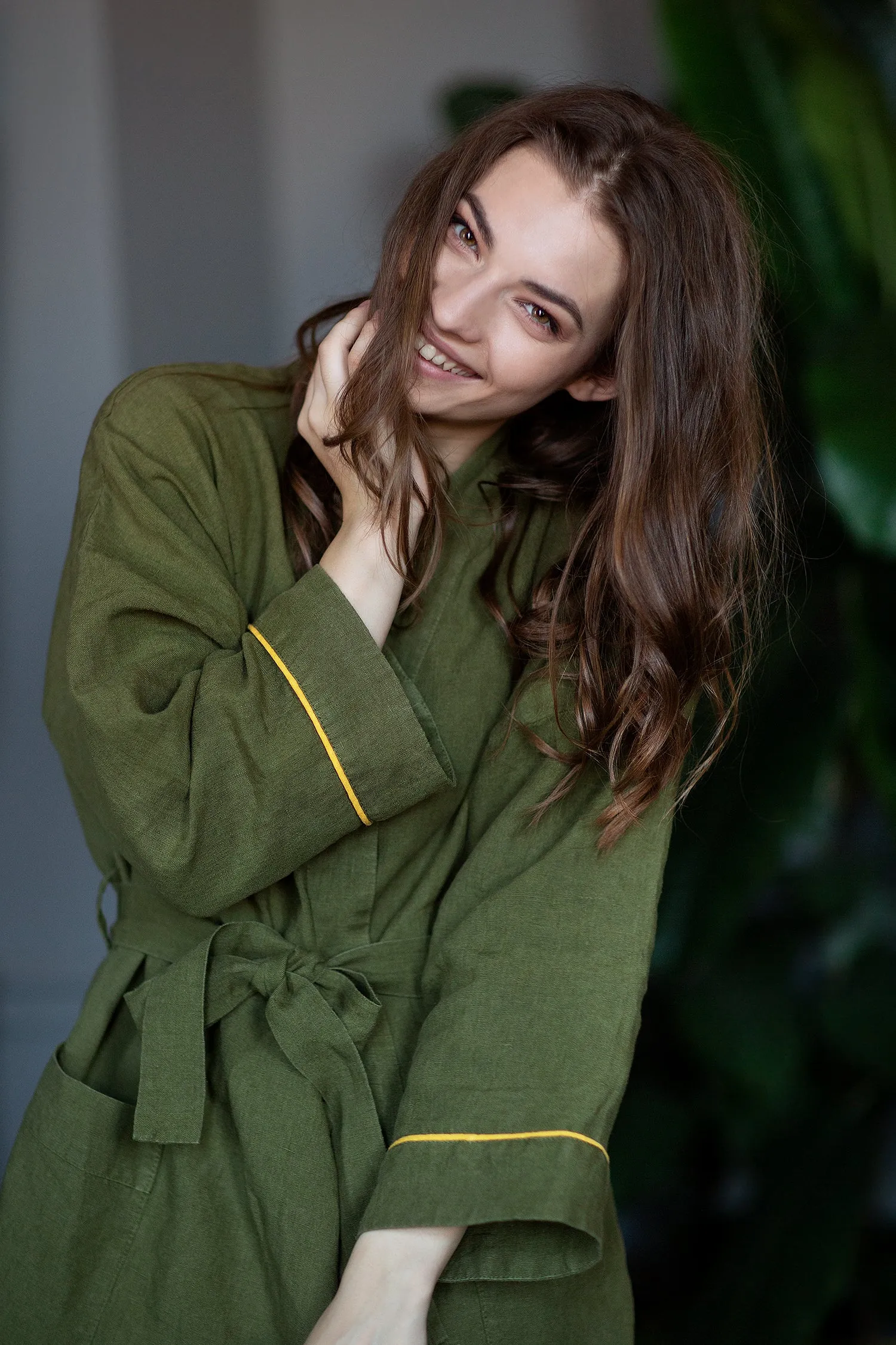 Linen robe "Passionate" (Olive)