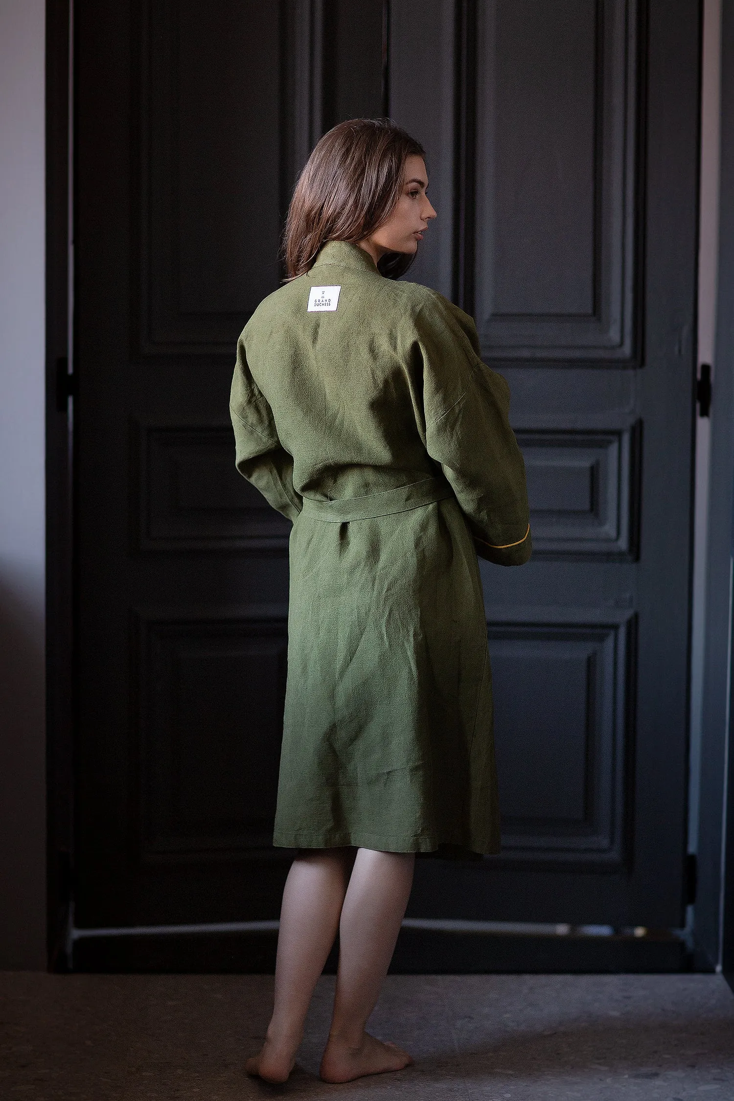 Linen robe "Passionate" (Olive)