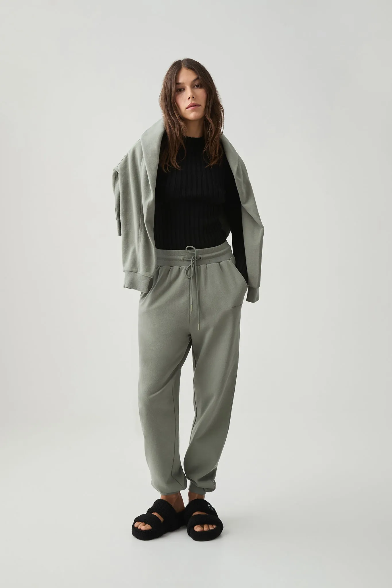 Relaxed Trackpant 508