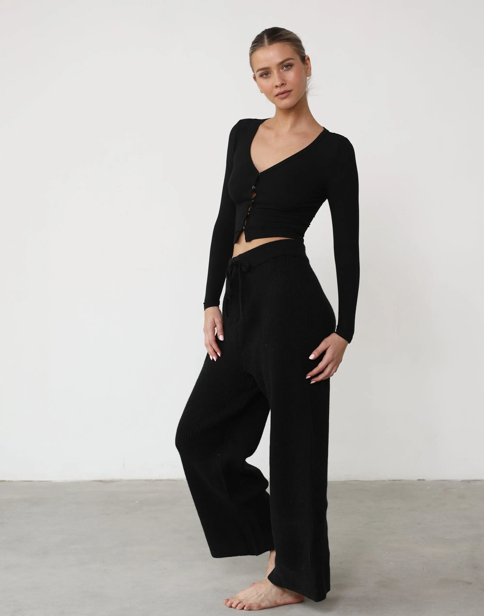 Tavinia Knit Pants (Black)