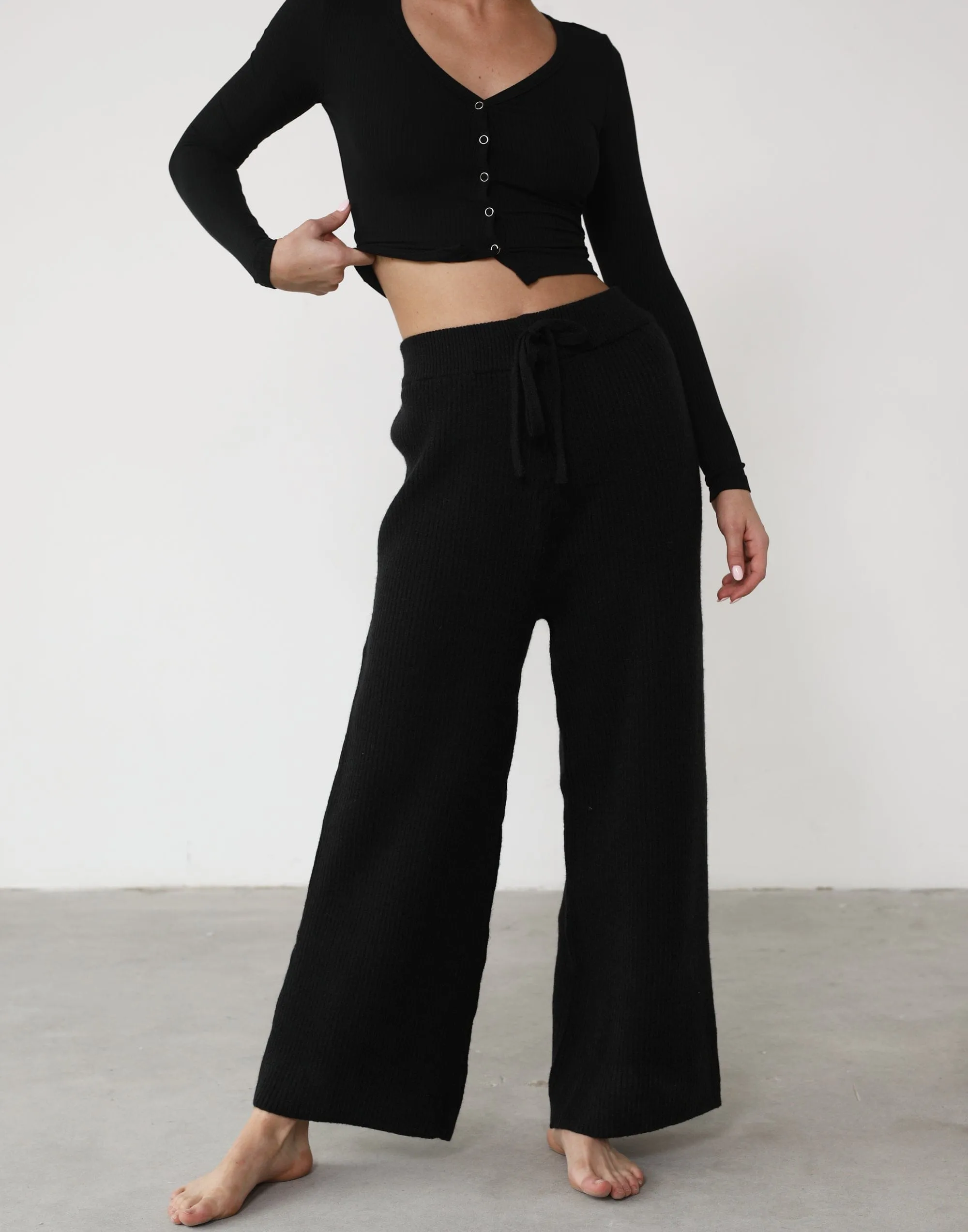 Tavinia Knit Pants (Black)