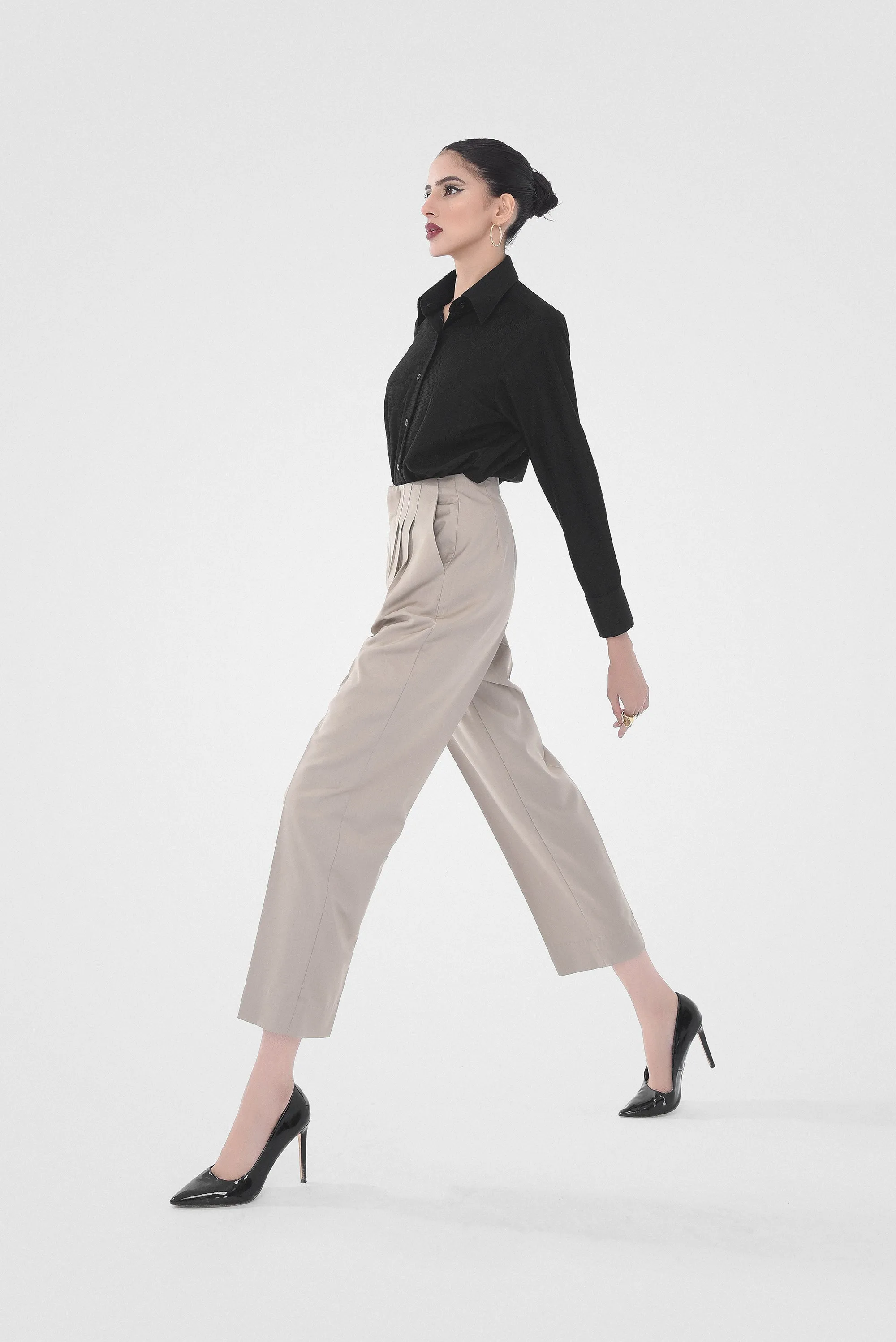 Tumbled Ivory Pleated Pants