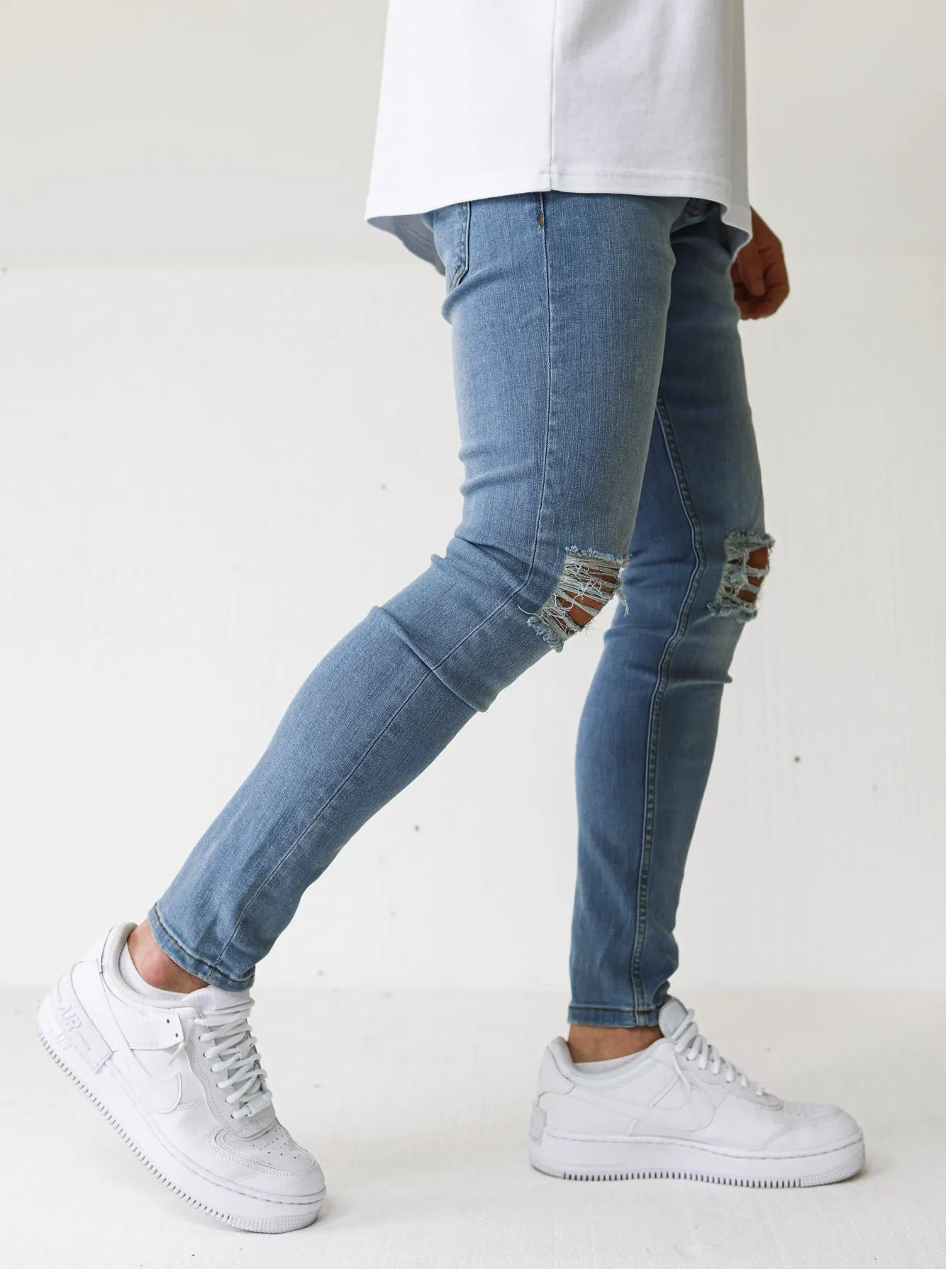 Vintage Blue Knee Ripped Jeans